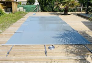 Pose d'une couverture de sécurité à barres à BIGANOS